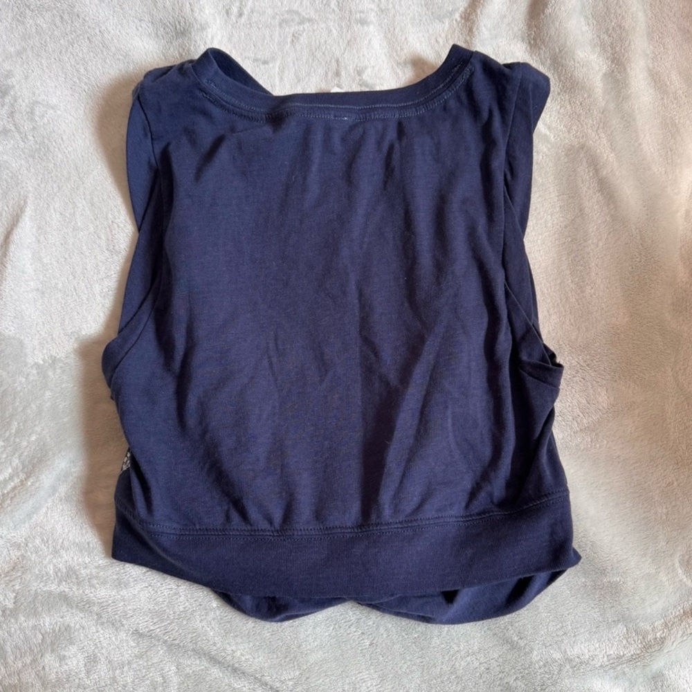 Free People Movement Undertow Twist Tank Top
Cropped Navy Blue Medium - Picture 5 of 7